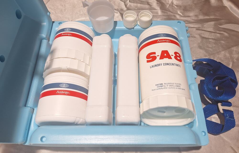 Vintage '83 Amway Laundry Mate SA-8 Demonstration Kit Complete NOS Unused Strap!